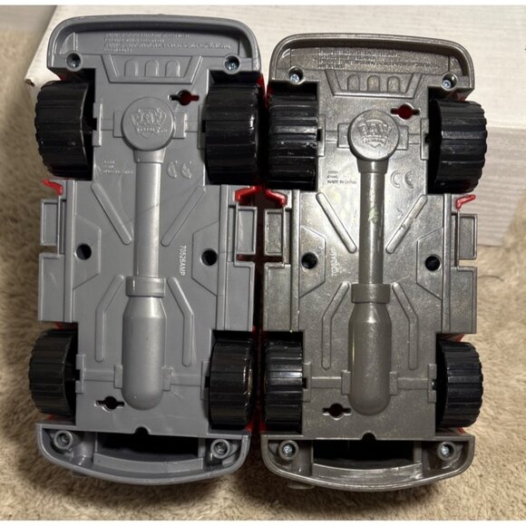 Paw Patrol Marshall Fire Truck Set Toy Vehicles Rescue Crane & Water Launcher - Picture 7 of 12